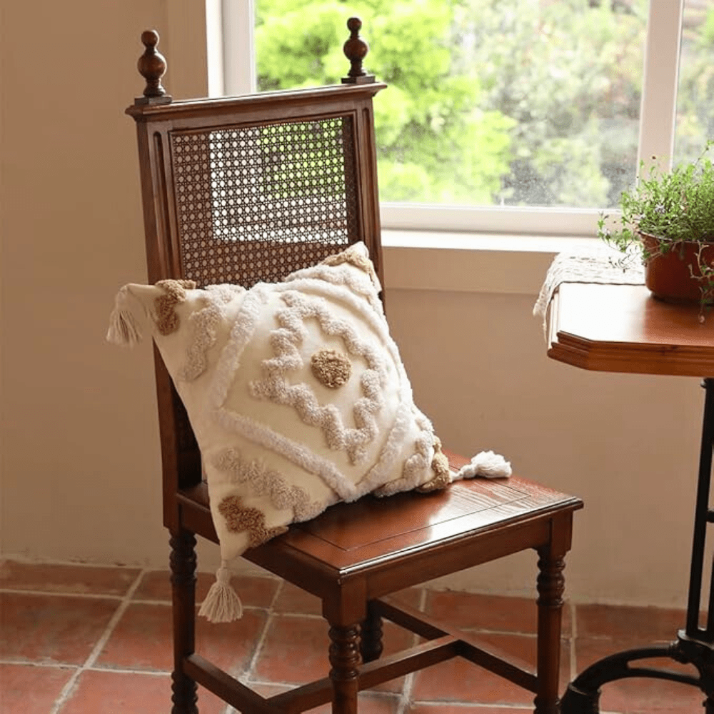 Bacci Home – Bohemian Fringe Pillow