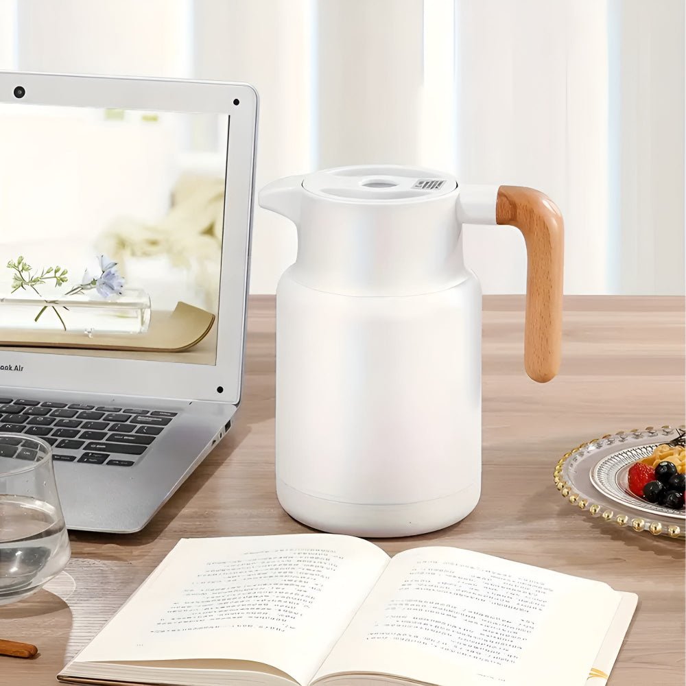Bacci Home – Classic Wood Handle Thermos