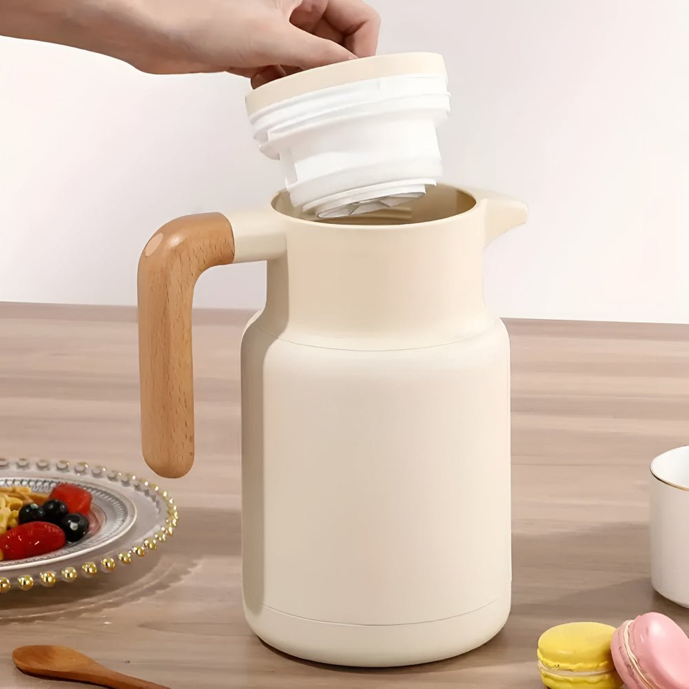 Bacci Home – Classic Wood Handle Thermos