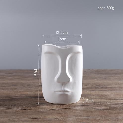 Bacci Home – Abstract Head Vase